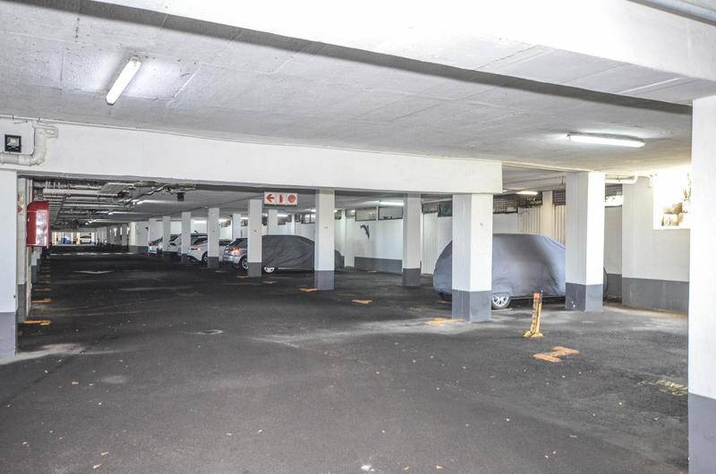 To Let 2 Bedroom Property for Rent in Dolphin Beach Western Cape